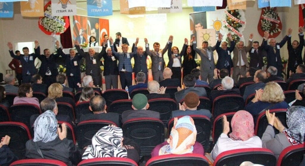 Alaçam'da delege 'Genel Merkez' dedi