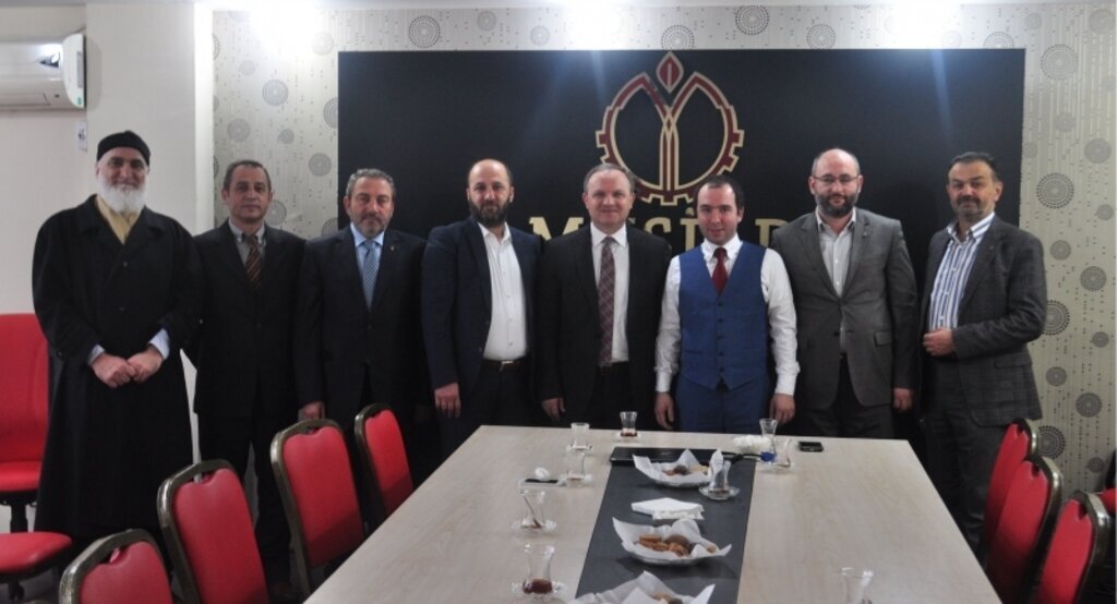 Ali Akyüz: İşadamı dernekleri bu ülkenin prestijleridir