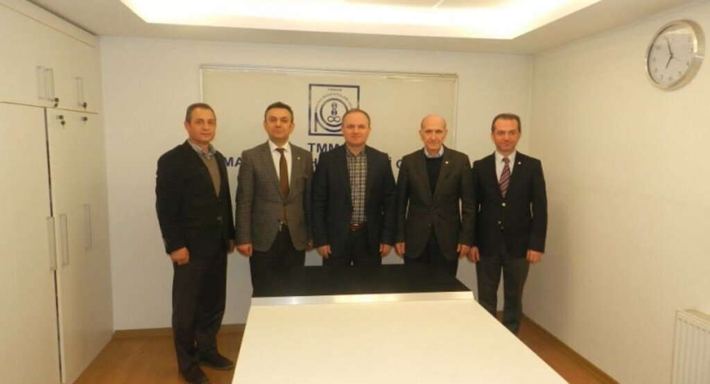 Ali Akyüz Makine Mühendisleri Odasını ziyaret etti