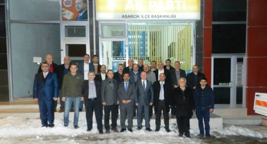 Ali Akyüz:İlçe Başkanlıklarını ziyaret etti