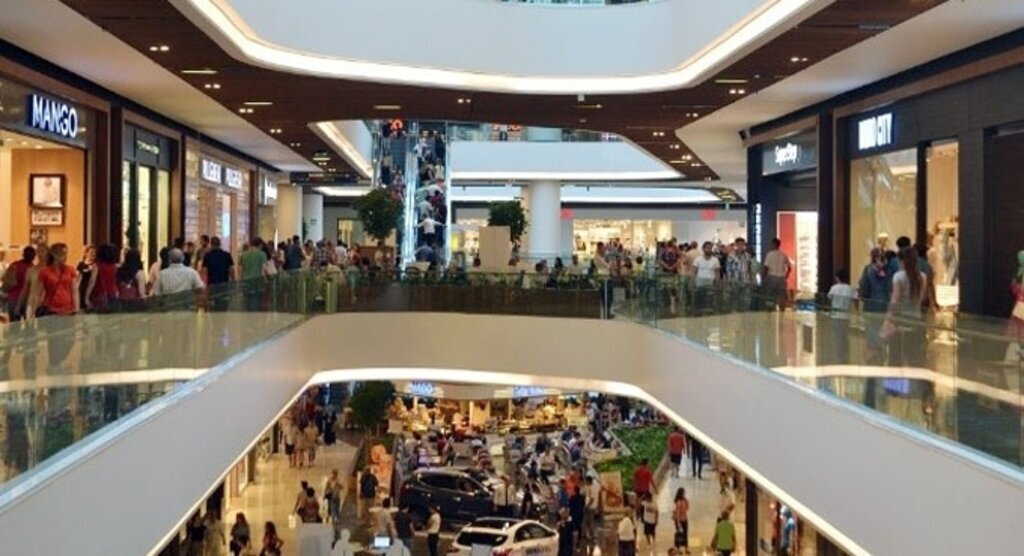 Alışveriş Merkezleri'nin cirosu da, ziyaretçisi de arttı