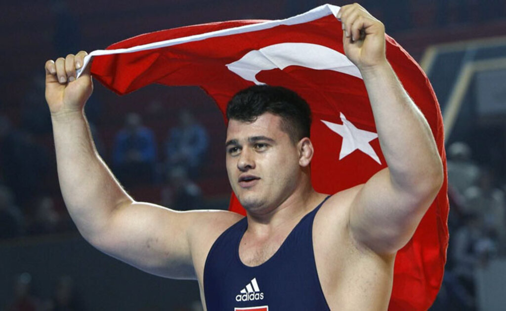 Almanya Grand Prix Güreş Şampiyonası'nda iki şampiyonluk