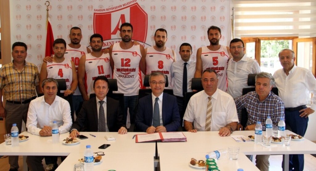 Anakent Spor Kulübü transfer ettiği 6 oyuncuyla resmi sözleşme imzaladı