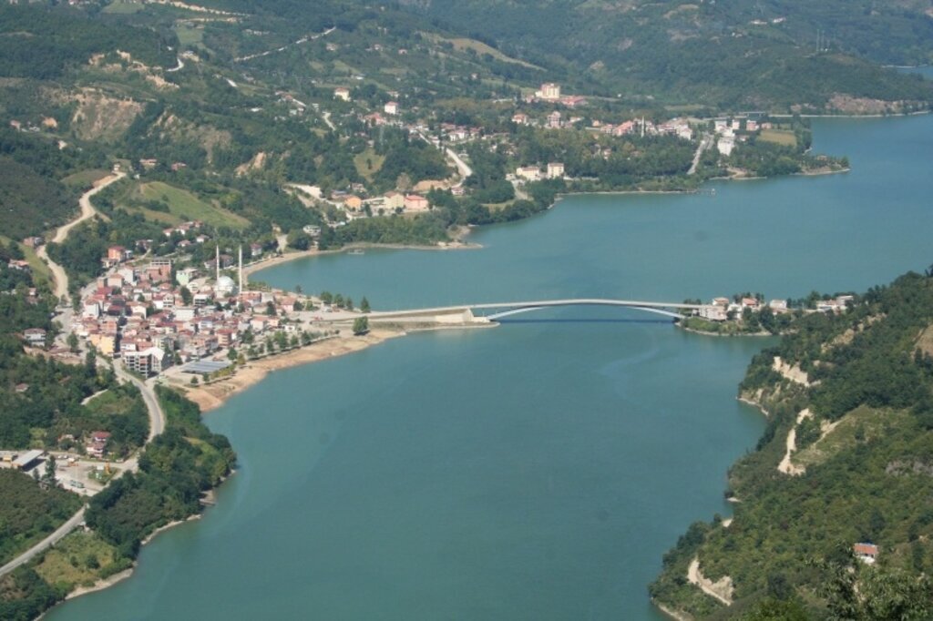 Araplar Karadeniz'e tatil köyü kuracak