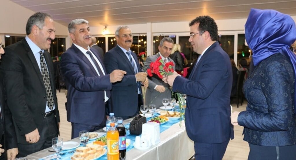 Atakum Belediyesi'nden öğretmenler için anlamlı gece