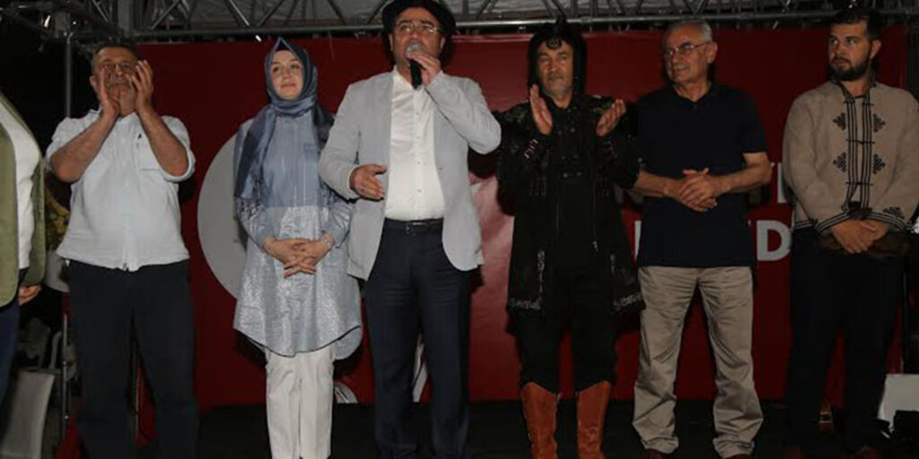 Atakum'da demokrasi nöbetine Arslanbek Sultanbekov süprizi