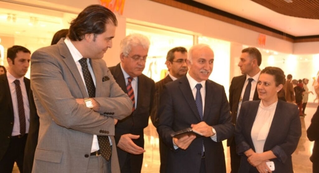 Atatürk, Samsun Piazza'da eşsiz bir sengi ile anıldı