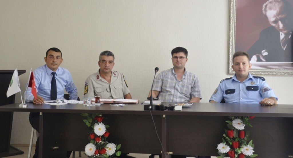 Ayvacık İlçesinin trafik akışı ile ilgili toplantı düzenlendi