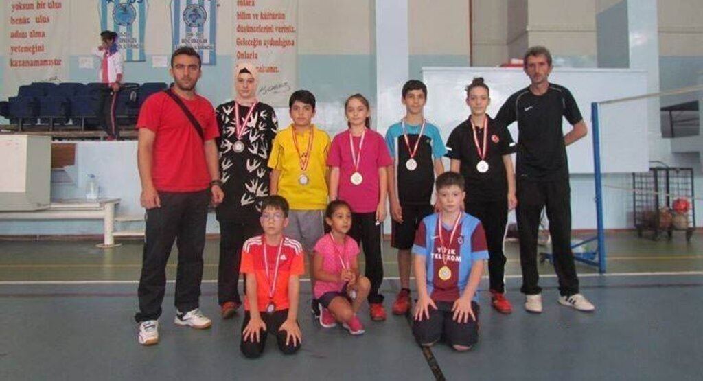 Badmintona Canik damgası