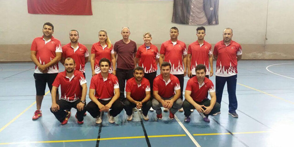 Bafra'da badminton milli takım gelişim semineri kampı