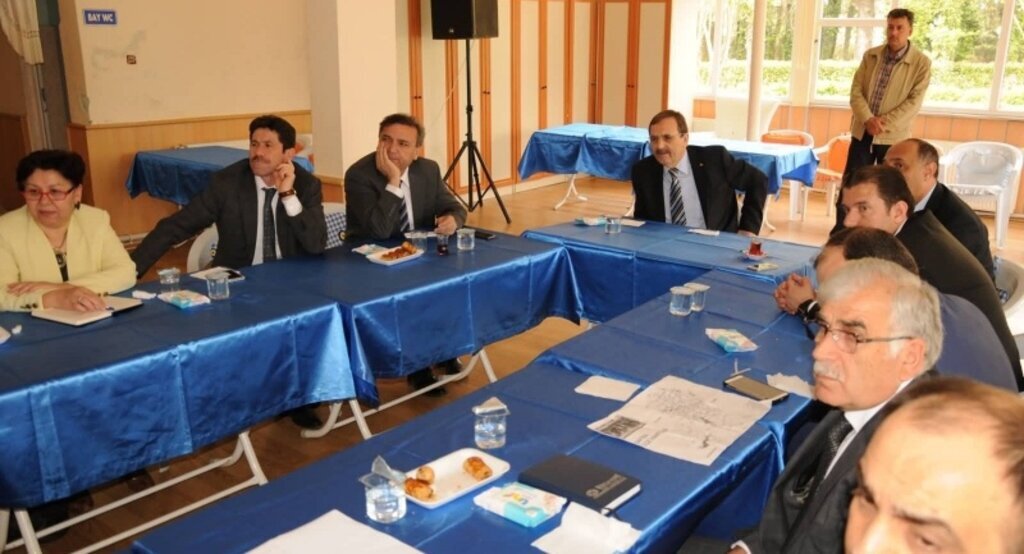 Bafra'da grup ve mahalle yolları hakkında istişare toplantısı yapıldı