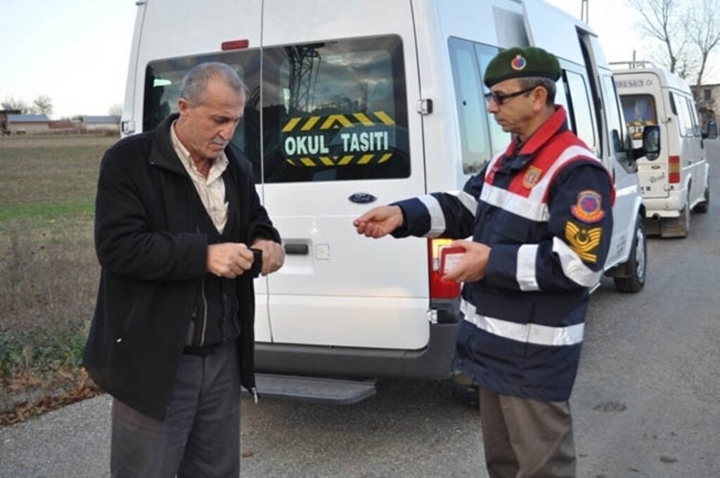 Bafra'da öğrenci servisleri denetlendi