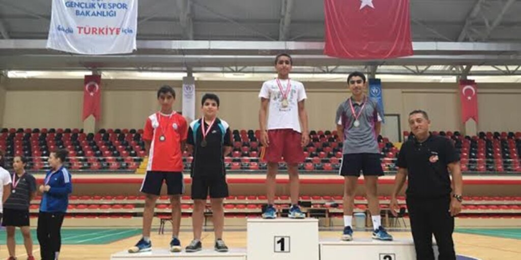 Bafralı Badmintoncu Uğurlu 1. oldu