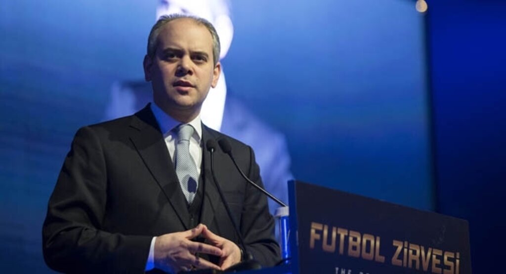 BAKAN ÇAĞATAY KILIÇ “FUTBOL ZİRVESİ”NDE KONUŞTU