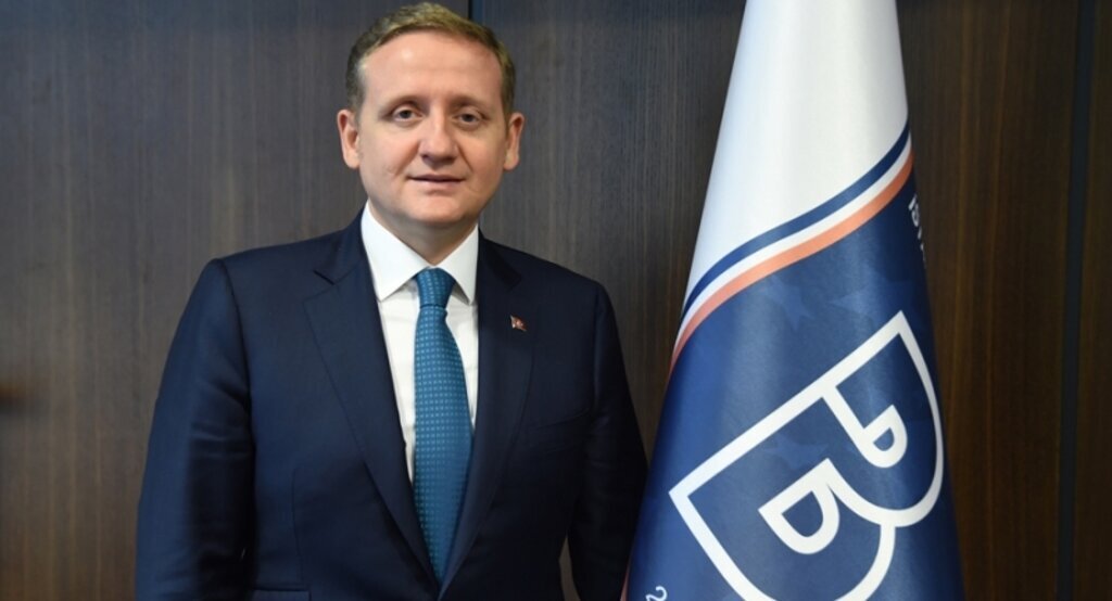 Bakan Çağatay Kılıç Göksel Gümüşdağ’ı kutladı