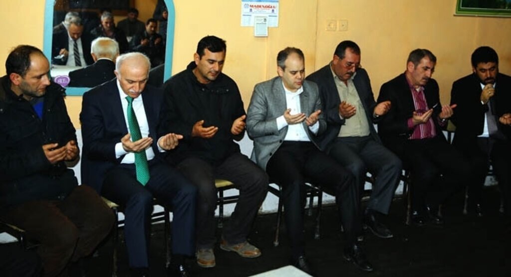 Bakan Çağatay Kılıç'tan taziye ziyaretleri