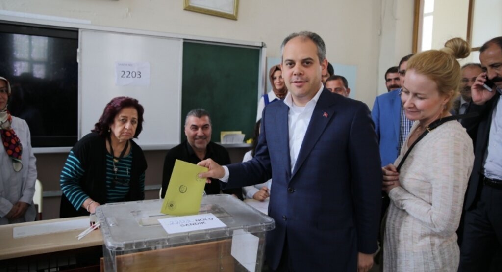 Bakan Kılıç Samsun'da oyunu kullandı