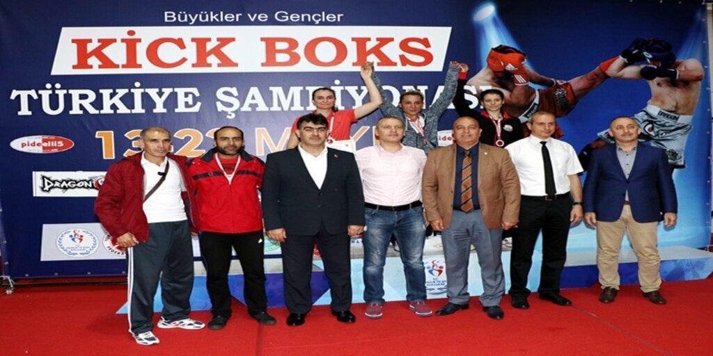 Bakan Kılıç'tan Şampiyonlara Tebrik 