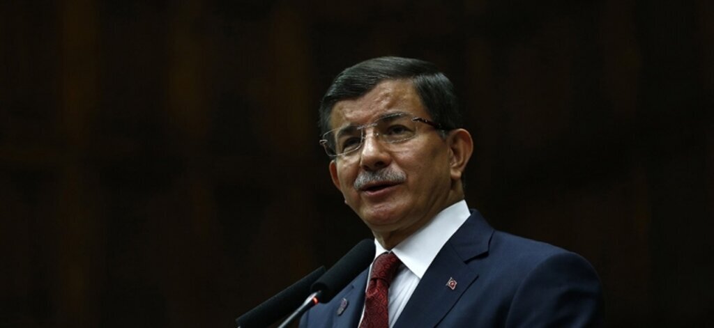 Başbakan Davutoğlu'ndan Mahsun Kırmızıgül'e sert yanıt