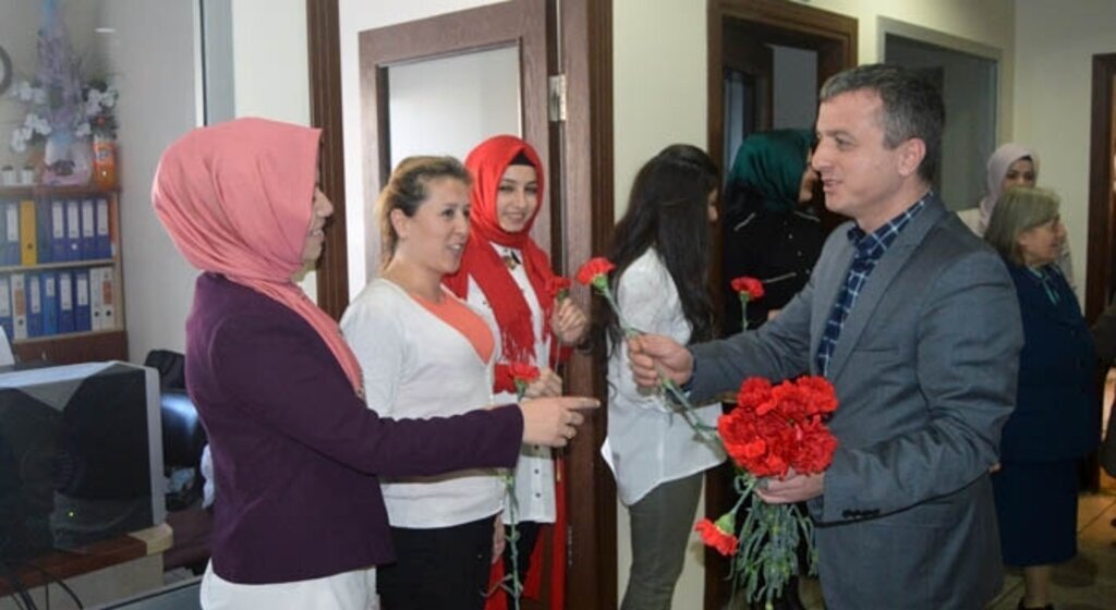 Başkan Adnan Varol'dan 8 Mart mesajı