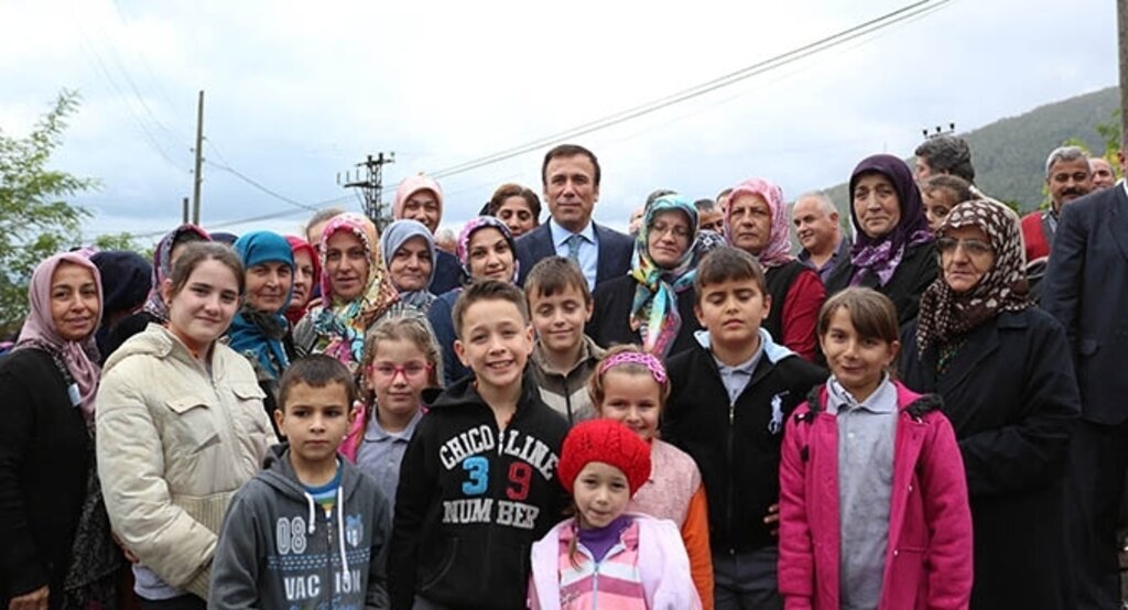 Başkan Genç 100 bin kişiden AK Parti'ye destek istedi