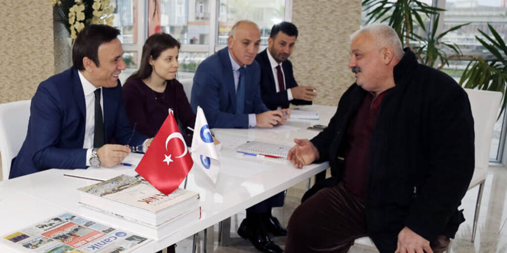 Başkan Genç 'Halk Günü'nde vatandaşları dinledi