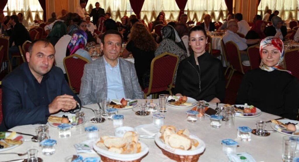 Başkan Genç: Mesele seçimi kazanmak değil, geleceği kazanmaktır