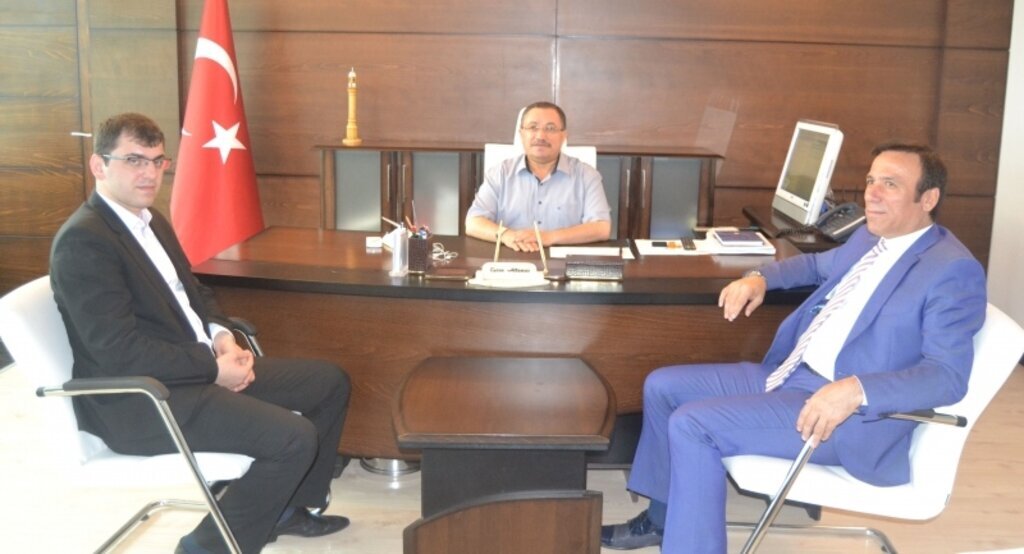 Başkan Genç’ ten Kaymakamımız Atlamaz’ a ziyaret