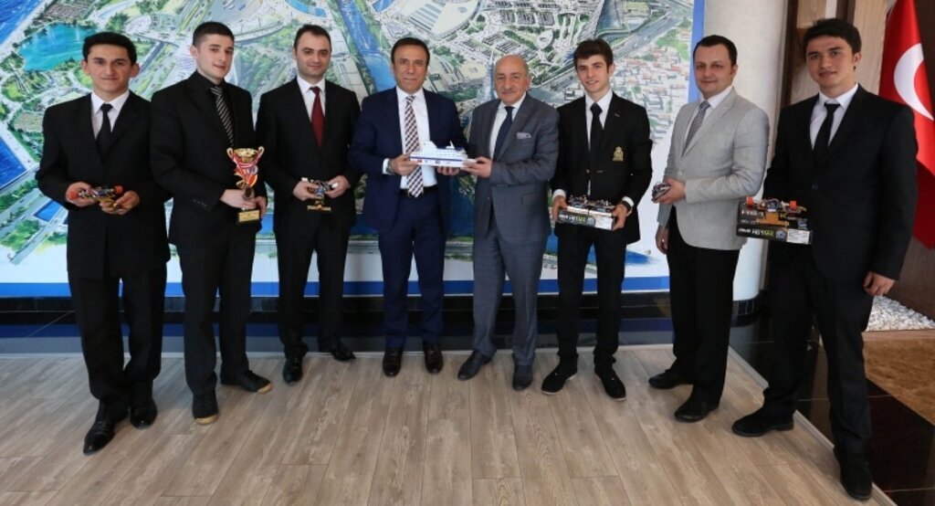 Başkan Genç: Yeni projelere ve fikirlere açığız