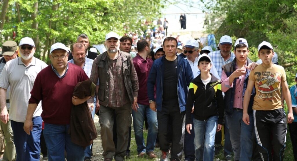 Başkan Genç'ten doğa yürüyüşü