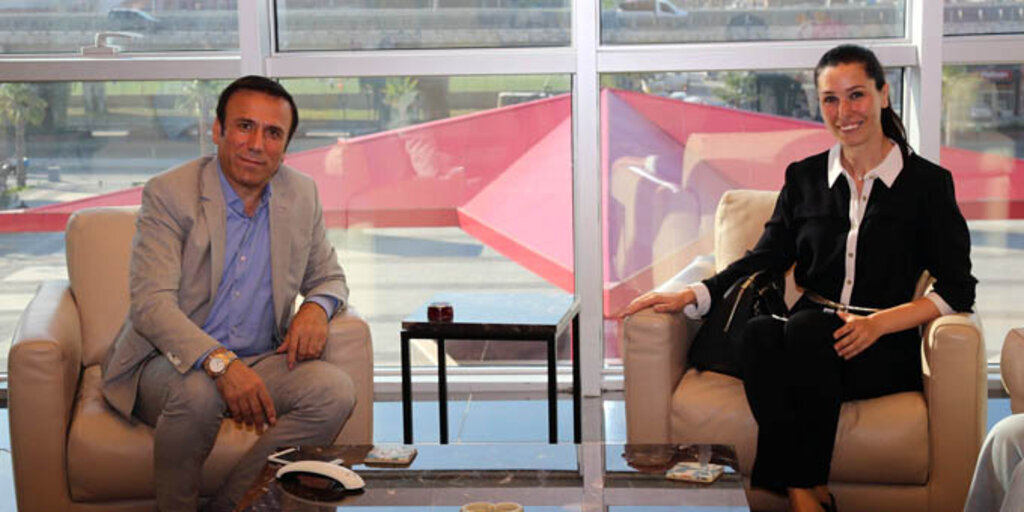 Başkan Genç'ten konferans daveti