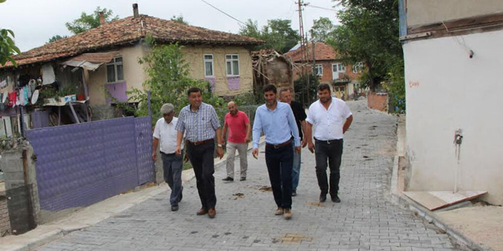 Başkan İkiz Bekdiğin mahallesini ziyaret etti