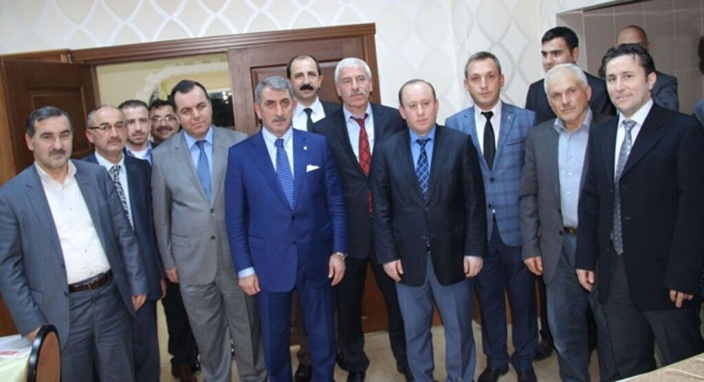 Başkan Köktaş'tan Yakakent ve Alaçam İlçe Teşkilatları'na 