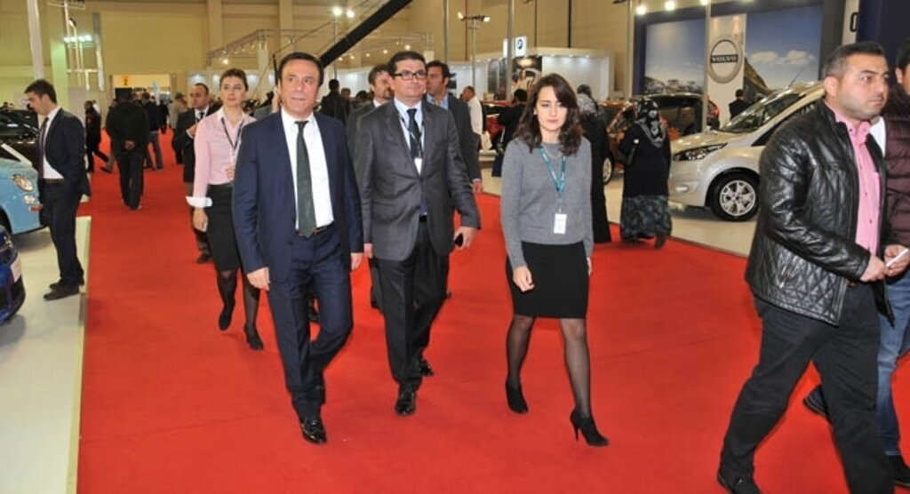Başkan Osman Genç Samsun Oto Show Fuarı'nda