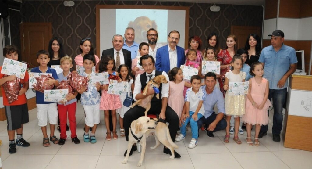 Başkan Şahin Bal ve Betty’nin çocuk oyuncularıyla bir araya geldi