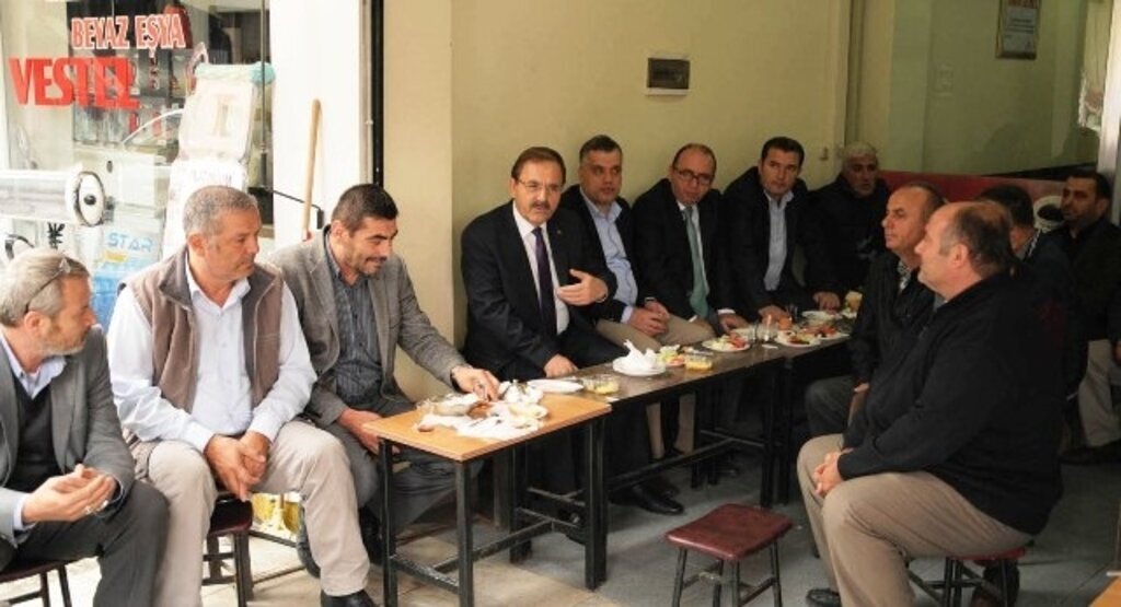 Başkan Şahin Yün Pazarı Esnafı İle Buluştu