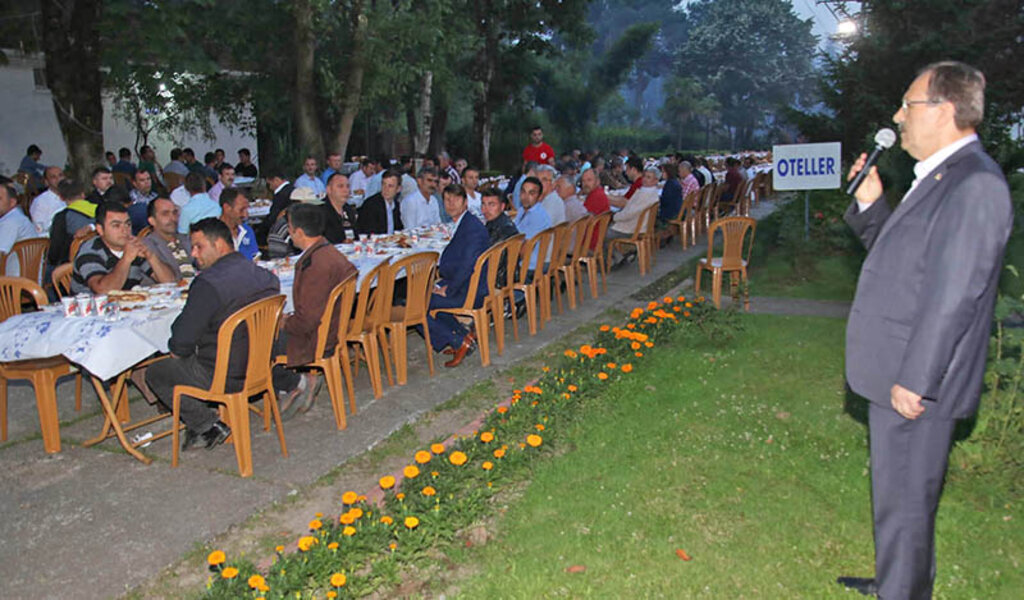 Başkan Şahin'den personele iftar