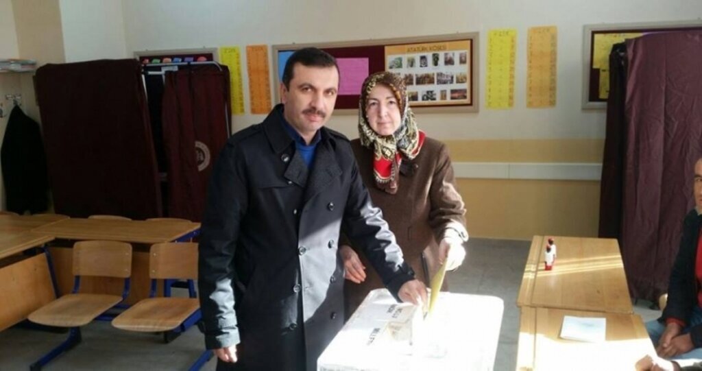 Başkan Sarıcaoğlu oyunu kullandı