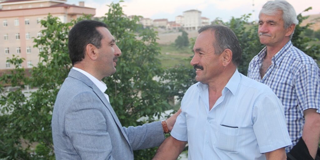 Başkan Sarıcaoğlu’ndan Muhtarlara İftar Yemeği