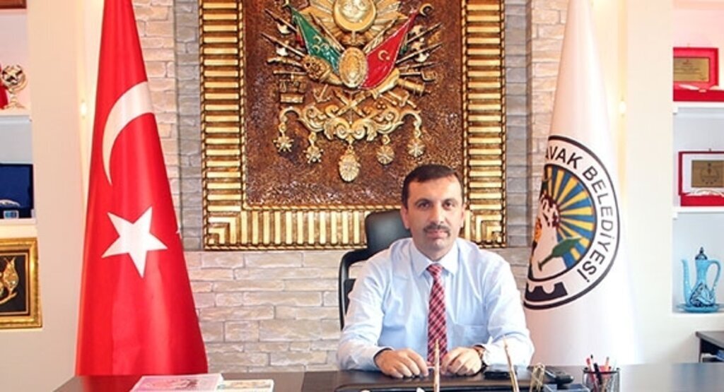 Başkan Sarıcaoğlu'ndan Kadir Gecesi mesajı