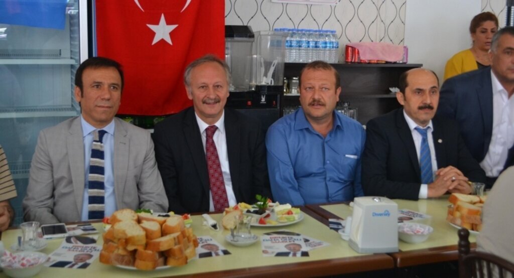 Başkan Semiz kahvaltıya katıldı