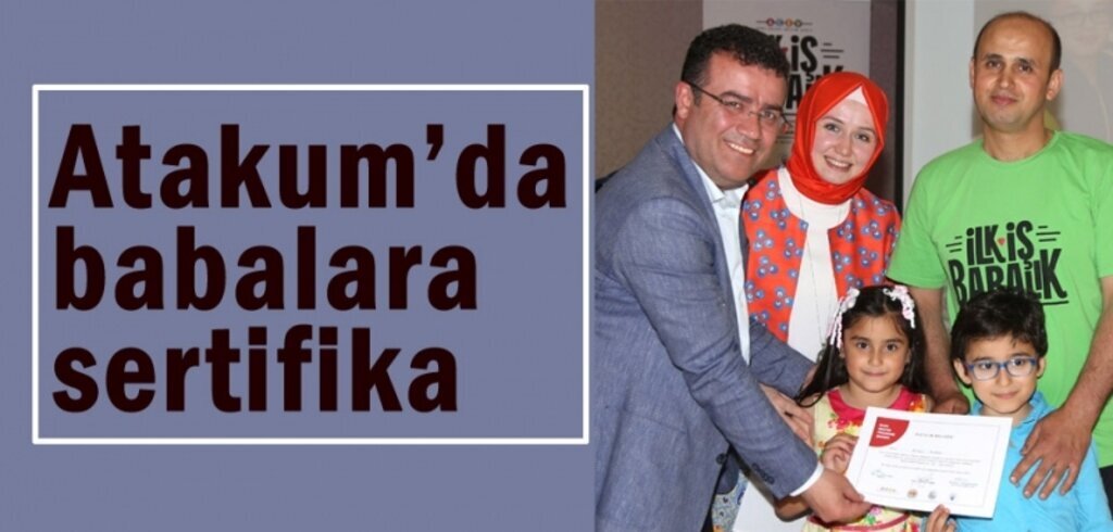 Başkan Taşçı sertifika alan babaları kutladı