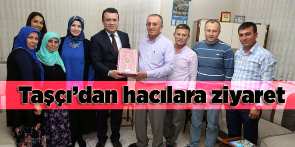 Başkan Taşçı'dan hacılara dijital Kuran-ı Kerim 