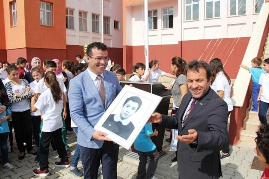 Başkan Taşçı'ya Fotoğraf Sürprizi