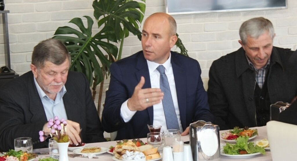 Başkan Togar Kamyoncuların dertlerini dinledi