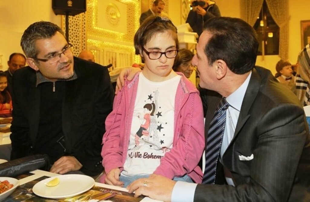 Başkan Tok Dünya Tatlısı Çocuklarla