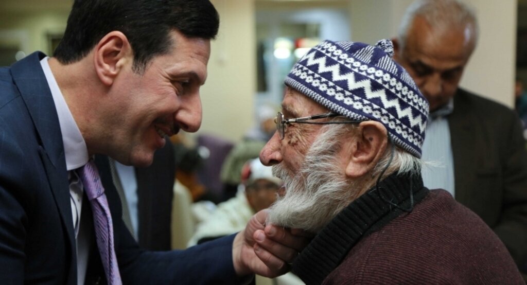 Başkan Tok: 'Yaşlılar tecrübe abidelerimizdir'