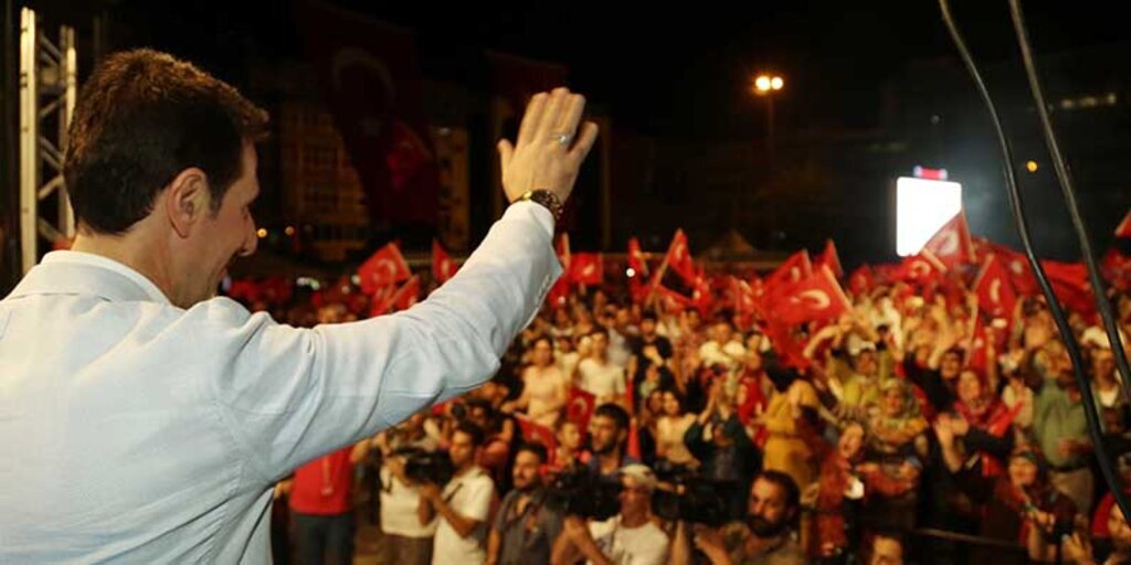 Başkan Tok'Meydanlar Milletin Evi Oldu'