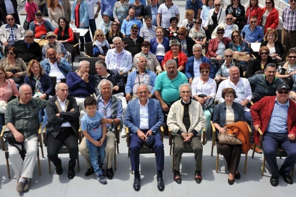 Başkan Yılmaz 19 Mayıs lisesi mezunları ile biraraya geldi