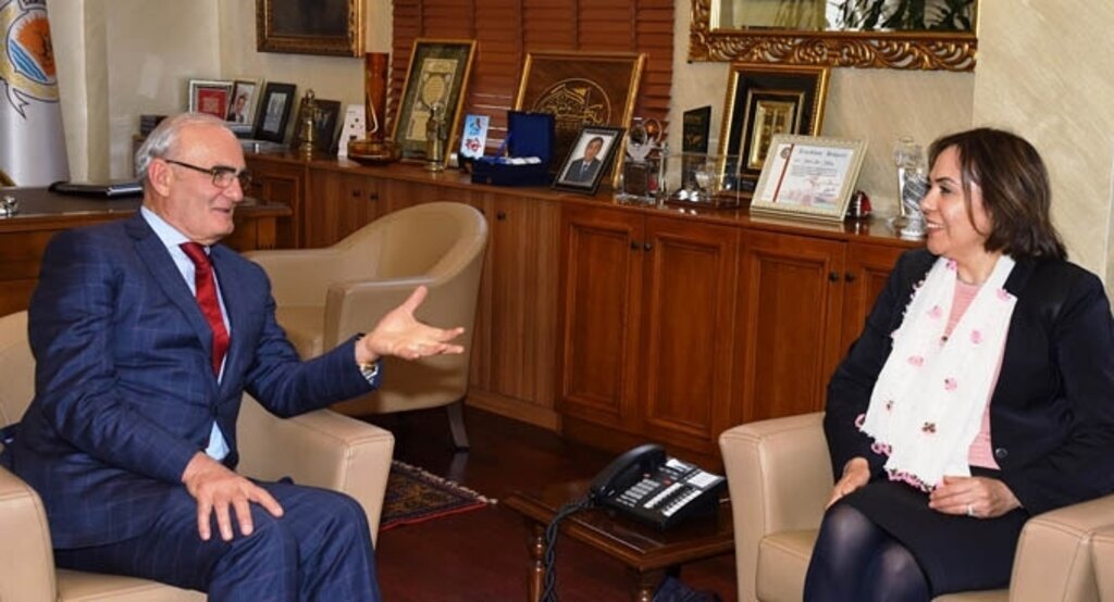 Başkan Yılmaz: ‘Cumhubaşkanımız da Başbakanımız da kadınlar konusunda çok hassas’